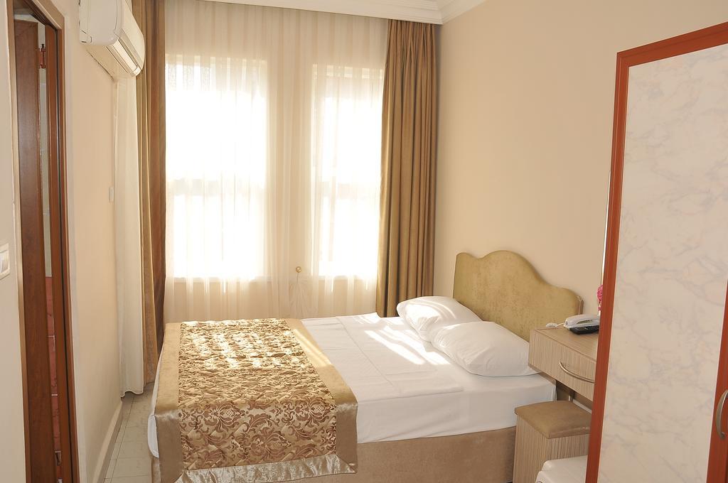 Exenia Hotel Αλάνια Εξωτερικό φωτογραφία