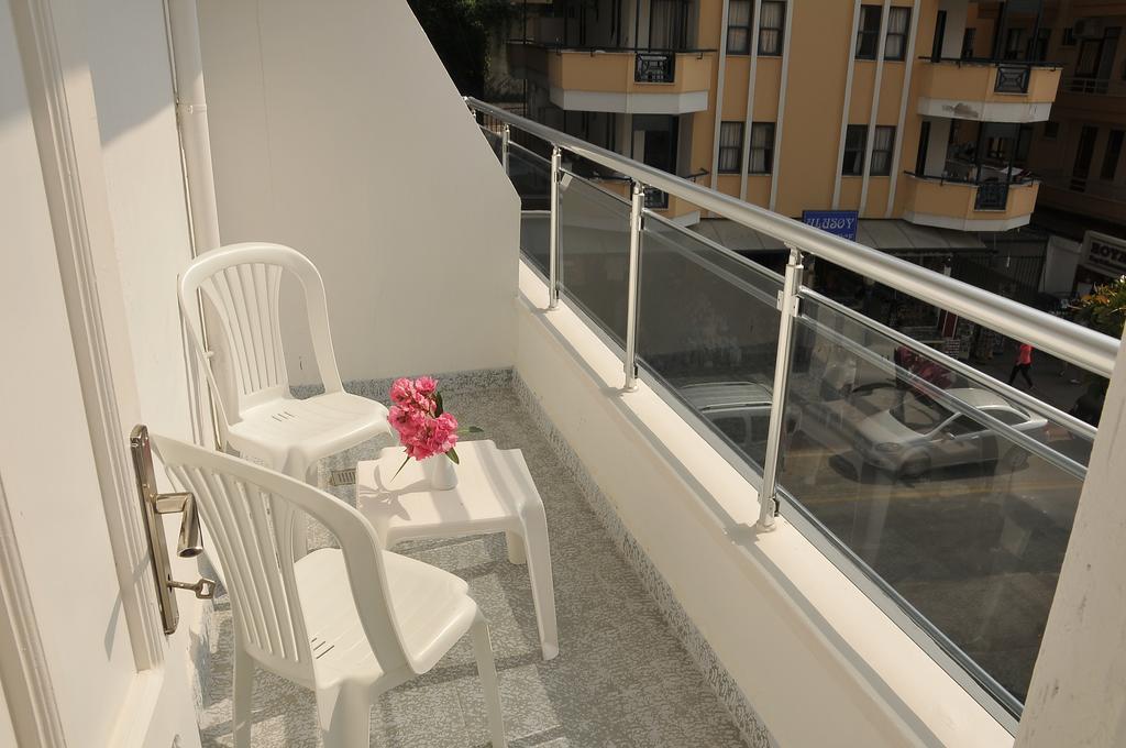 Exenia Hotel Αλάνια Εξωτερικό φωτογραφία